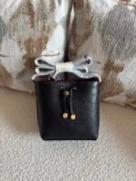 Chanel Bucket Bag in Black calfskin - Image 2