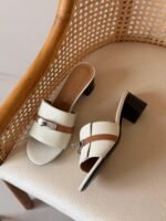 Hermès Gigi 50 sandal in cream & tan leather - Image 2