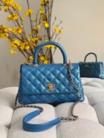 Chanel Flap Bags with Top handle chevron patterened with gold tone CC turn-lock closures - Image 3