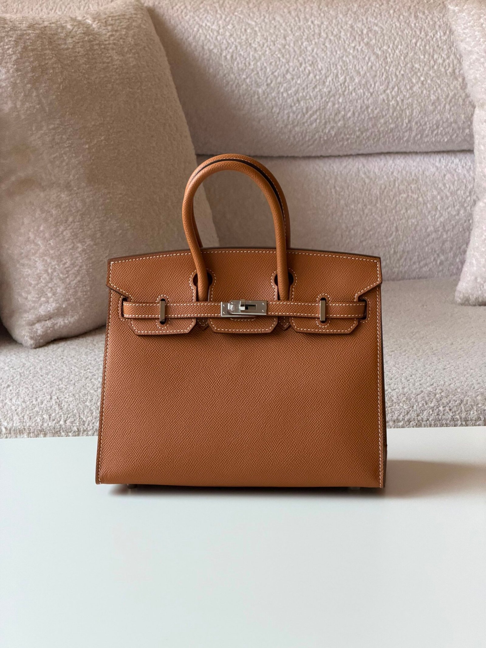 WhatsApp Image 2026-08-19 at 2.03.00 AM (1) Hermes Birkin 25 Etoupe Togo GHW - Image 1