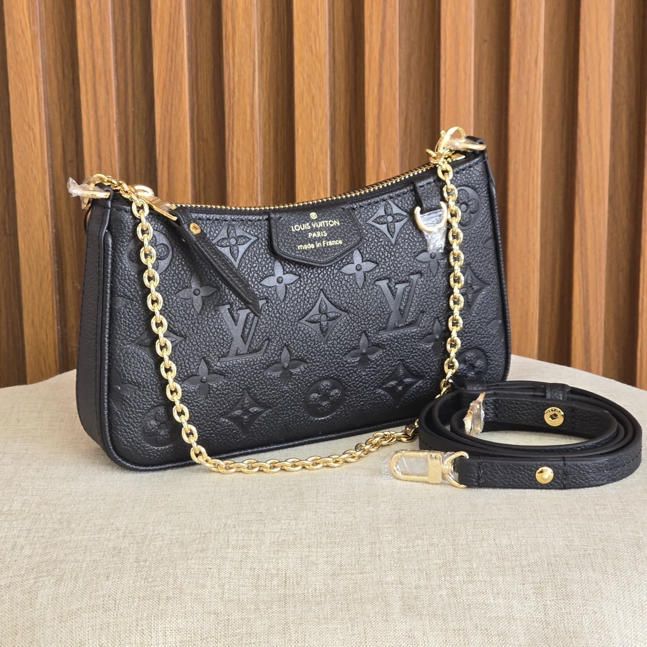 WhatsApp Image 2026-08-20 at 20.36.52 Louis Vuitton Easy pouch on strap in Monogram Leather - Image 1