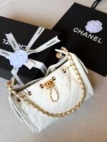 Chanel 25mini Hobo Bag with gold-tone Hardware & Chain detailing - Image 2
