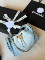 Chanel 25mini Hobo Bag with gold-tone Hardware & Chain detailing - Image 5