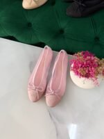 Chanel Classic Ballerina flats delicate bow & iconic CC logo on the toe - Image 2