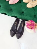 Chanel Classic Ballerina flats delicate bow & iconic CC logo on the toe - Image 4