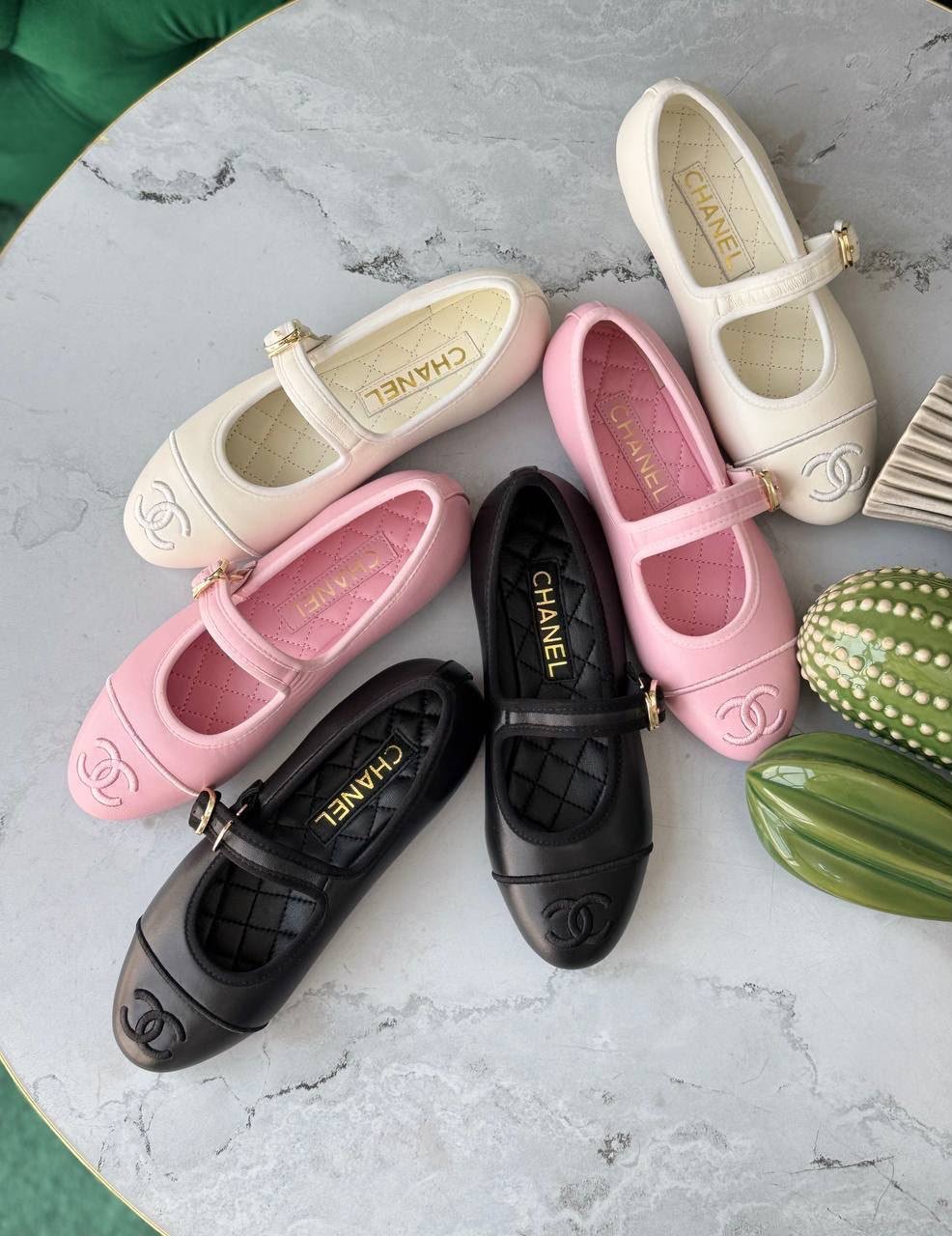 WhatsApp Image 2026-08-22 at 17.22.31 (2) Chanel Quilted Leather Mary Jane flats with signature interlocking CC logo - Image 1