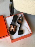 Hermès Oran Sandals - Image 2