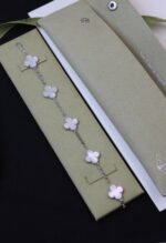 VanCleef & Arpels bracelet - Image 2