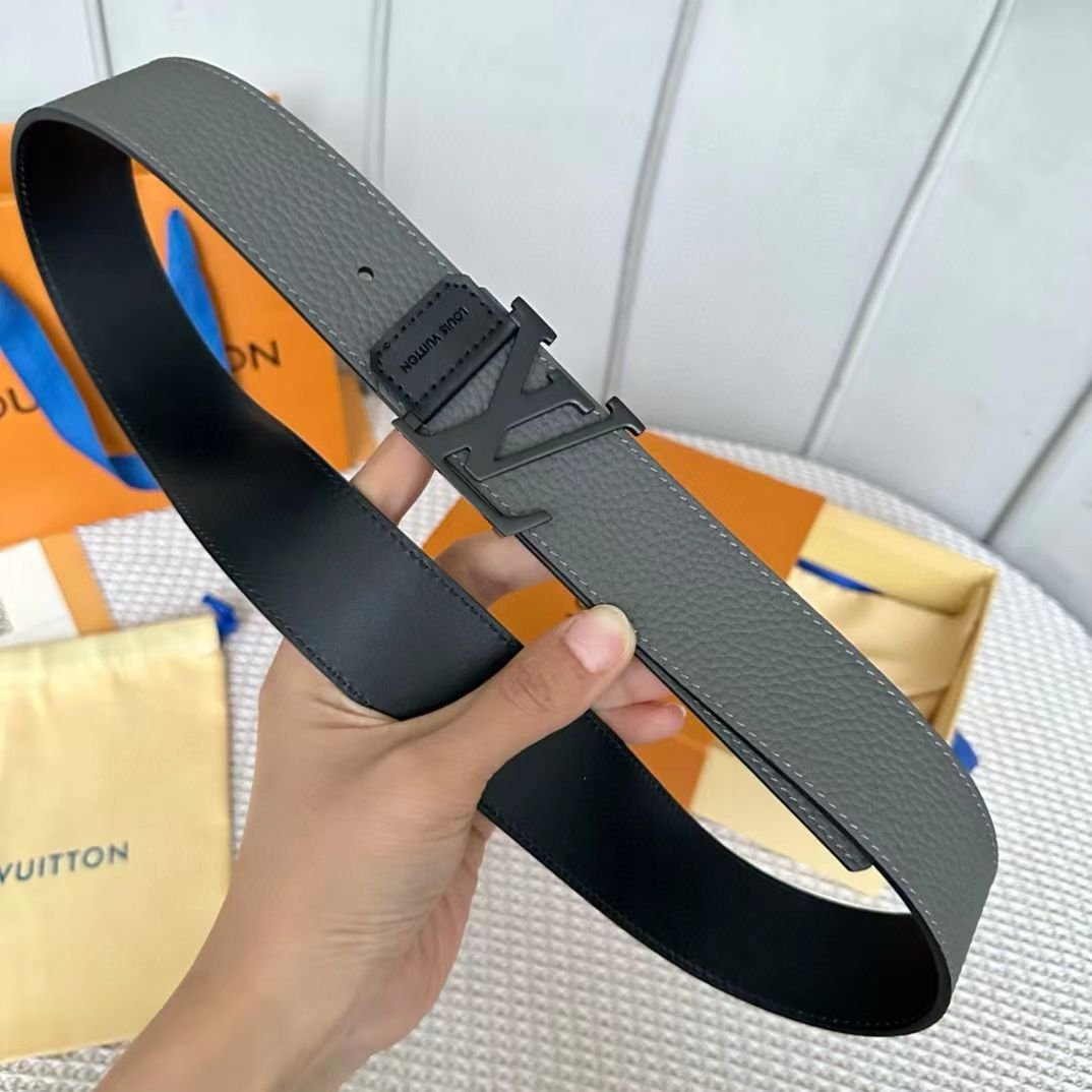 WhatsApp Image 2026-09-14 at 17.28.05 (1) Louis Vuitton Reversible Leather Belt with LV logo - Image 1